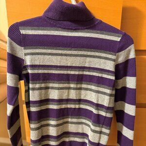 Denver Hayes sweater